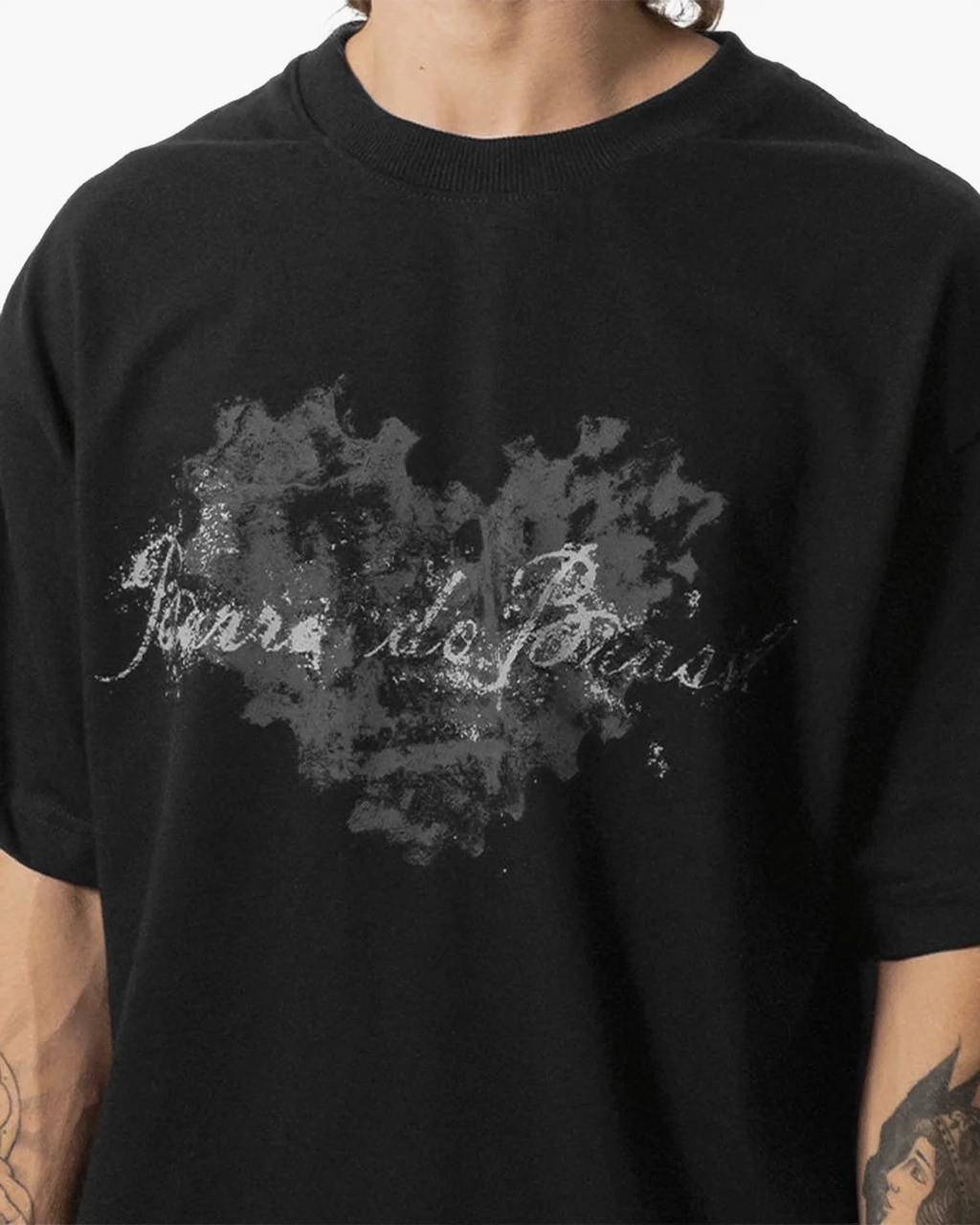Camiseta Coração Remix Preta Barra