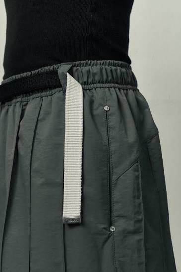 Short Nervuras B Garça Cinza Barra